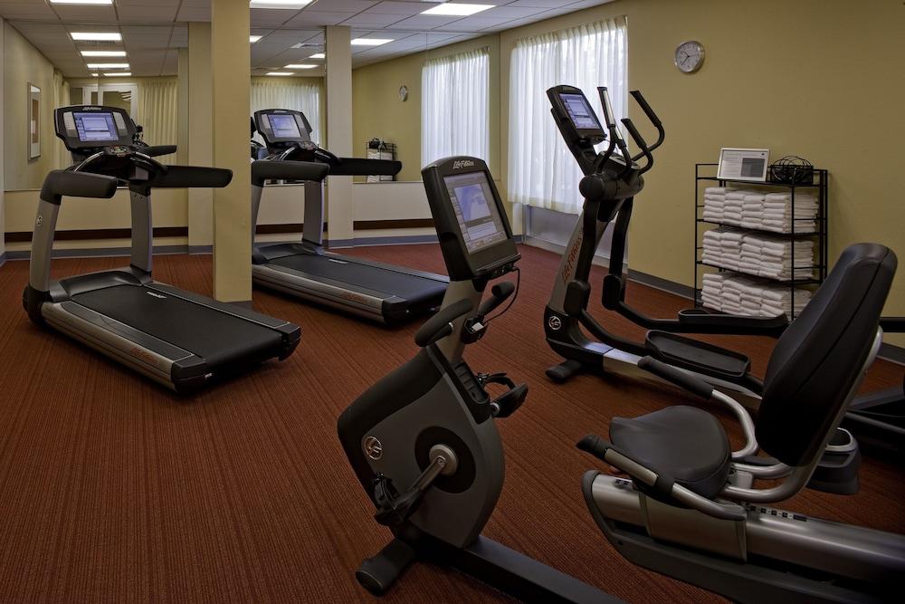 Hyatt Place Chantilly Dulles Airport South Екстер'єр фото
