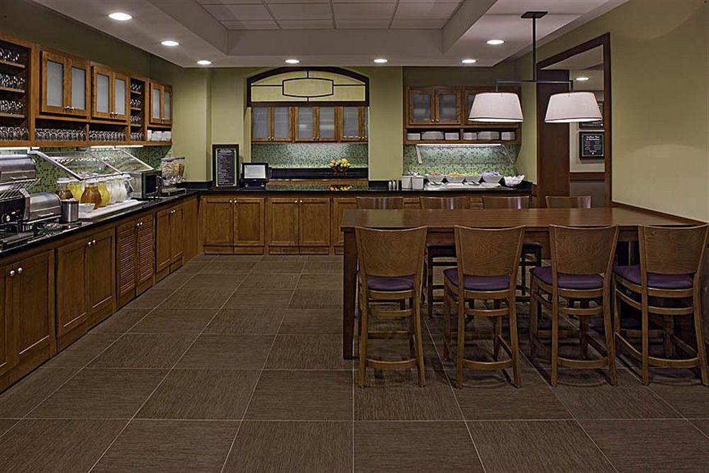 Hyatt Place Chantilly Dulles Airport South Ресторан фото